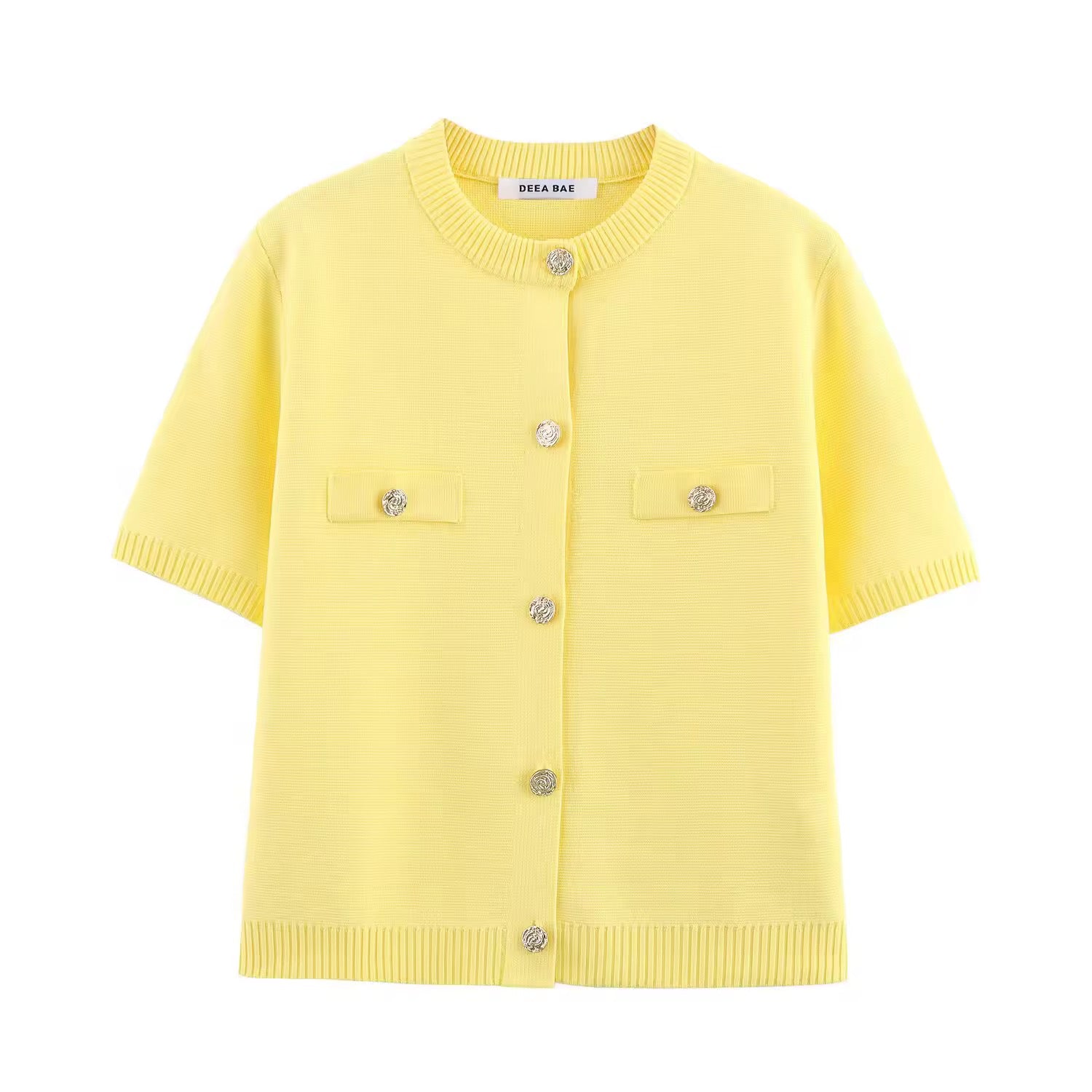 GAIA – Strick-Zweiteiler mit goldfarbenen Knopfdetails