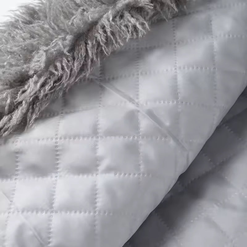 SIENNA – Luxus-Kunstpelzmantel in Oversize-Silhouette