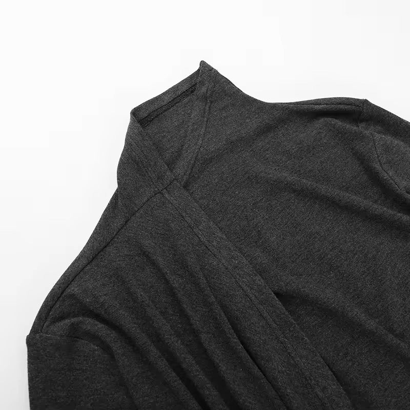 GIULIA – Figurbetontes Kleid mit integriertem Capeüberwurf & Schlitz