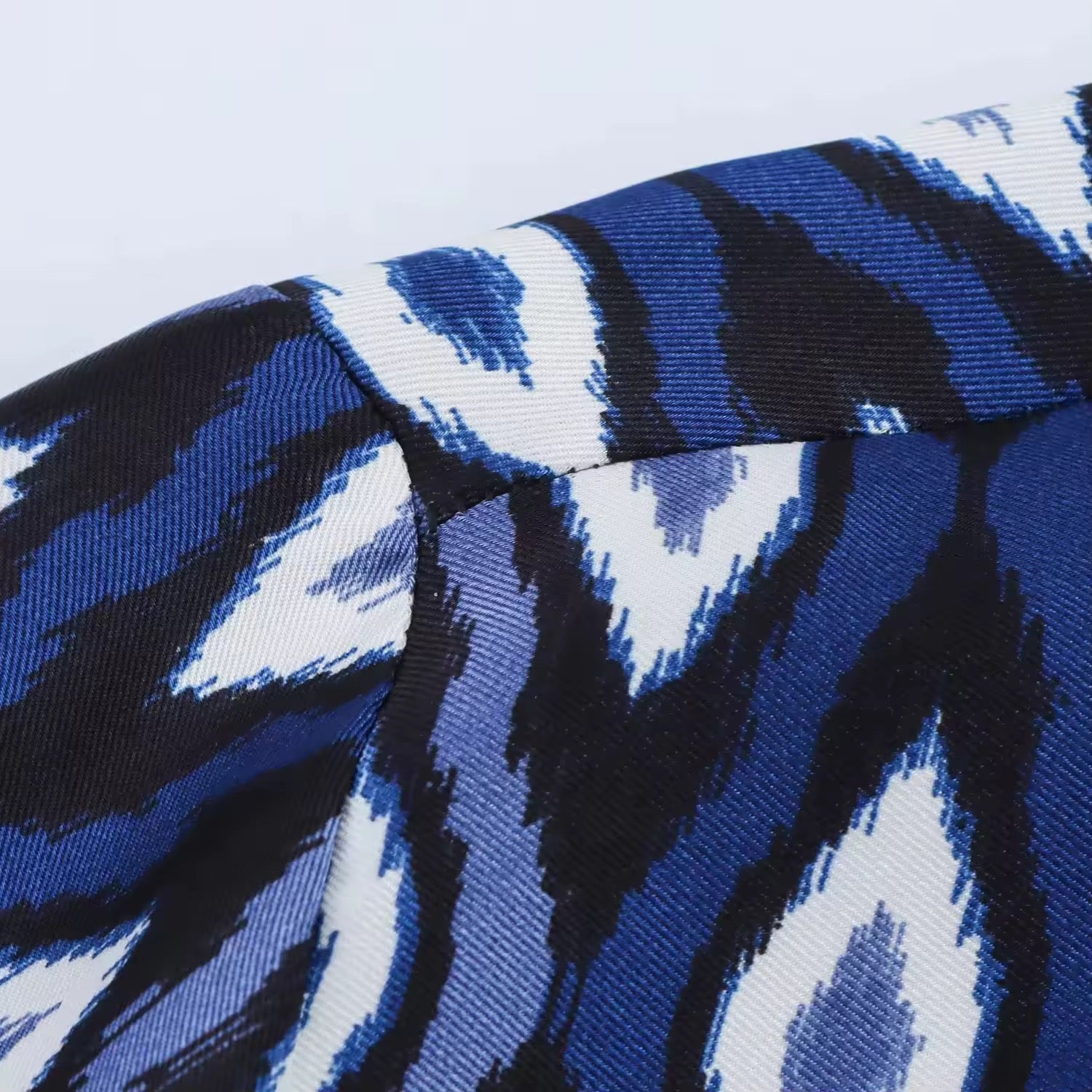 THEA – Zweiteiler Bluse & Hose