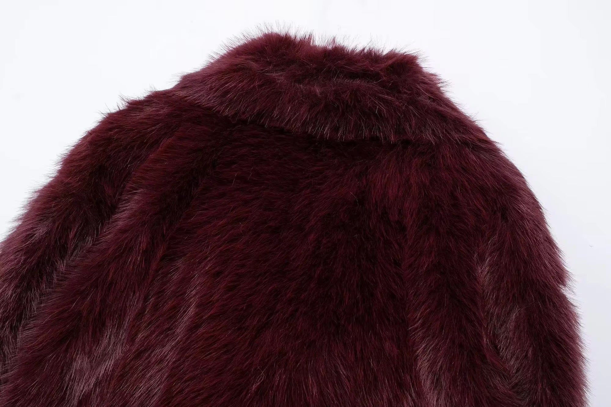 ALICIA – Kunstfelljacke in verschiedenen Farben