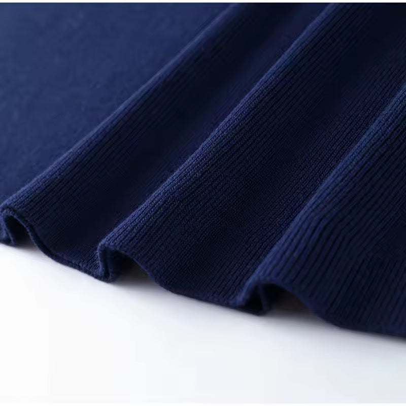 FAYE – Strick-Zweiteiler aus Weste & Rock