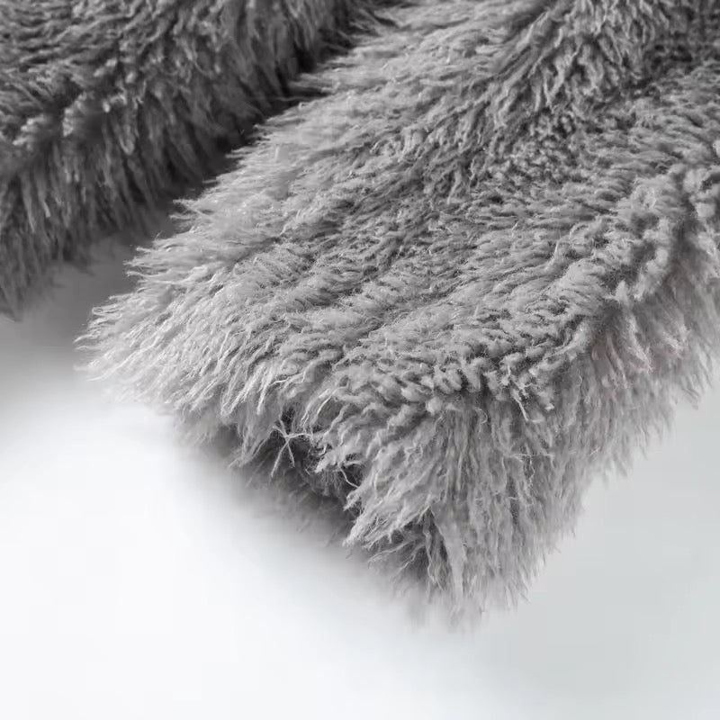 SIENNA – Luxus-Kunstpelzmantel in Oversize-Silhouette