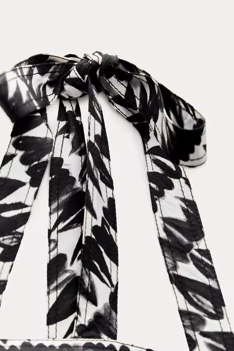 ELEONORA – Zweiteiler aus Crop-Top & Midirock