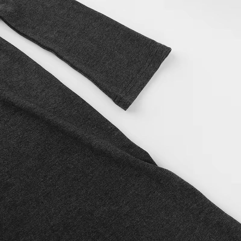 GIULIA – Figurbetontes Kleid mit integriertem Capeüberwurf & Schlitz