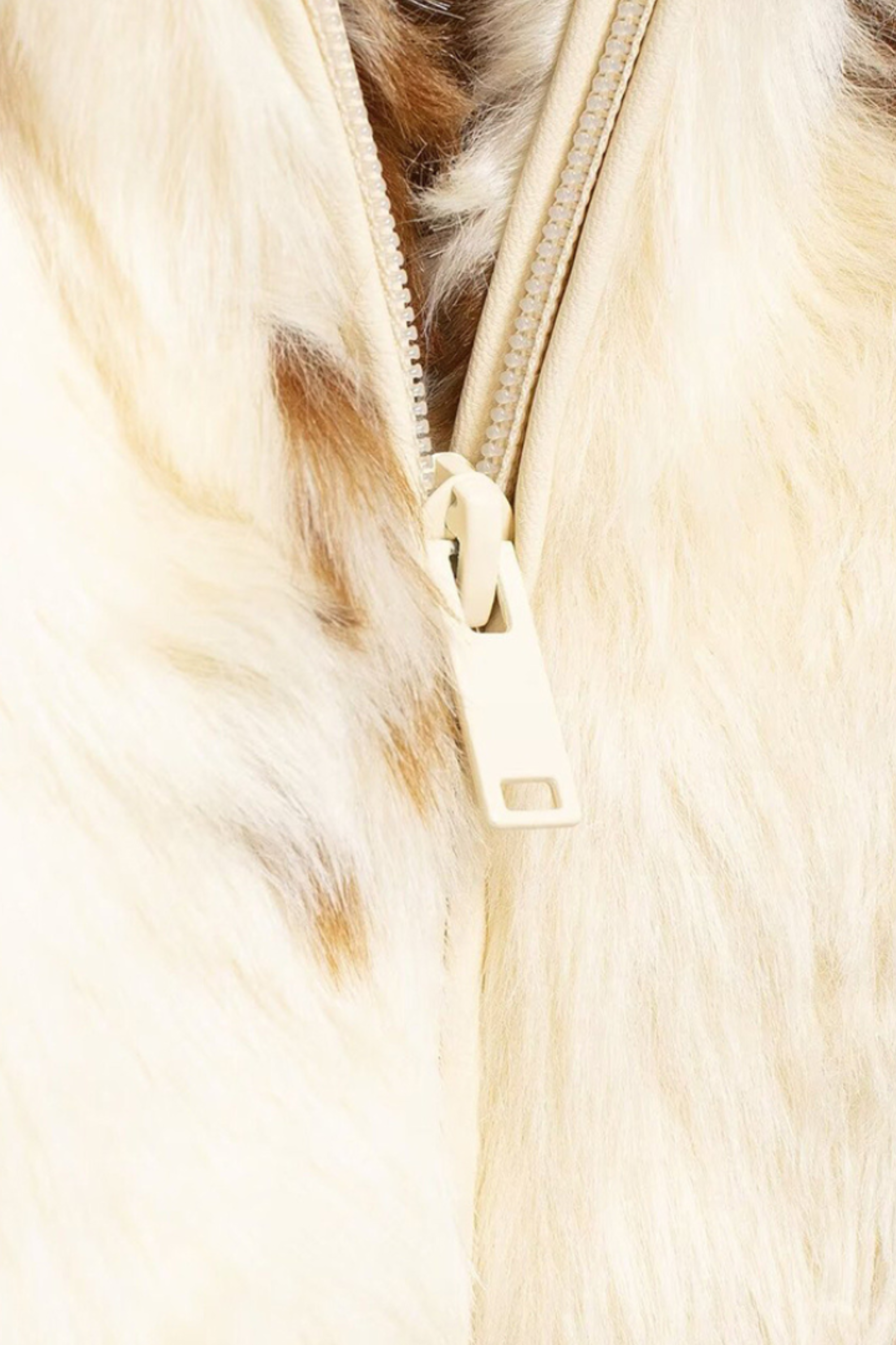 WESTERN FAUX FUR JACKE - Kunstpelzjacke in Kuhfell Optik