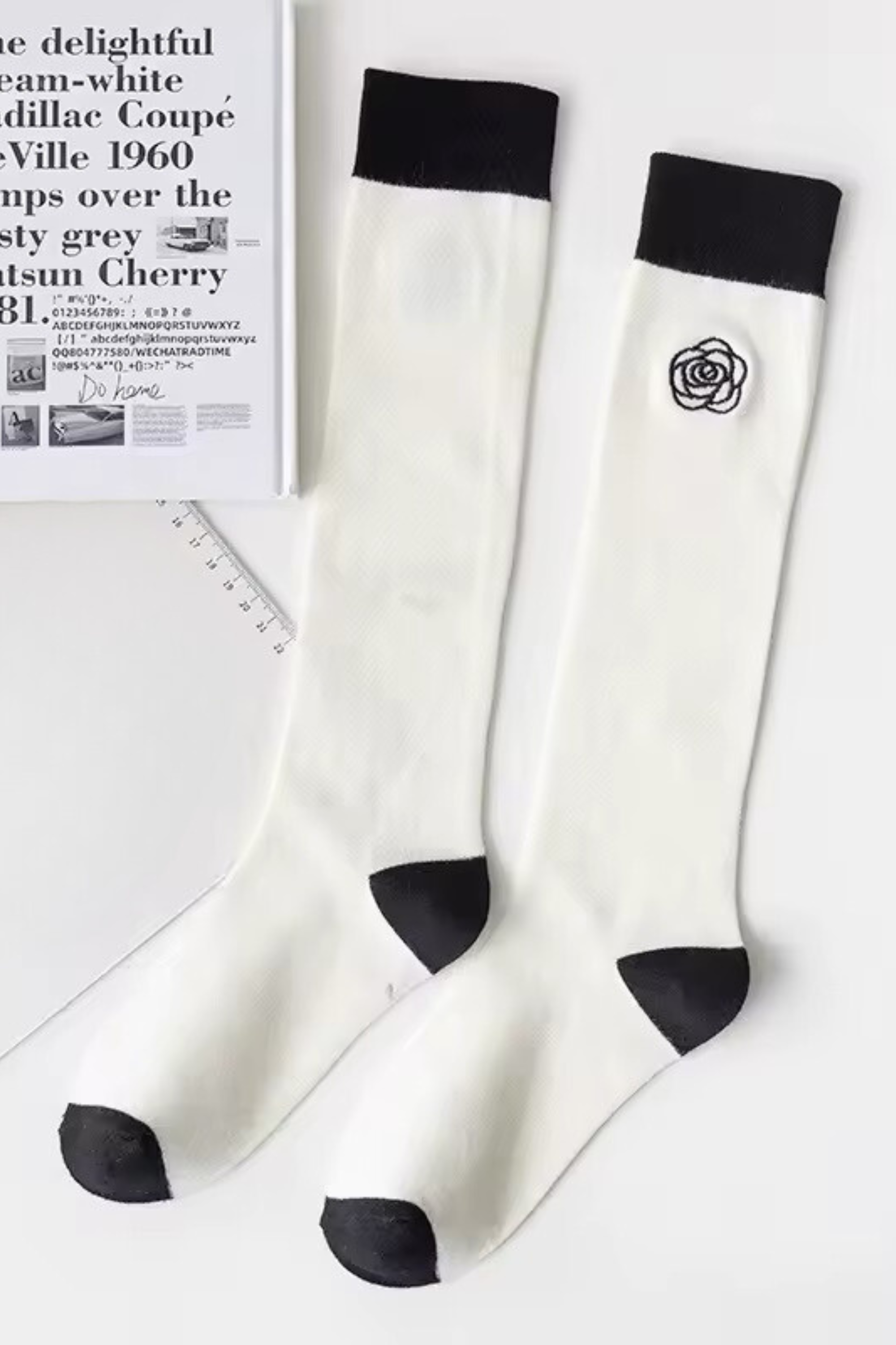 ROSIE Kniestrümpfe - Kniehohe Strümpfe mit Blumendetail