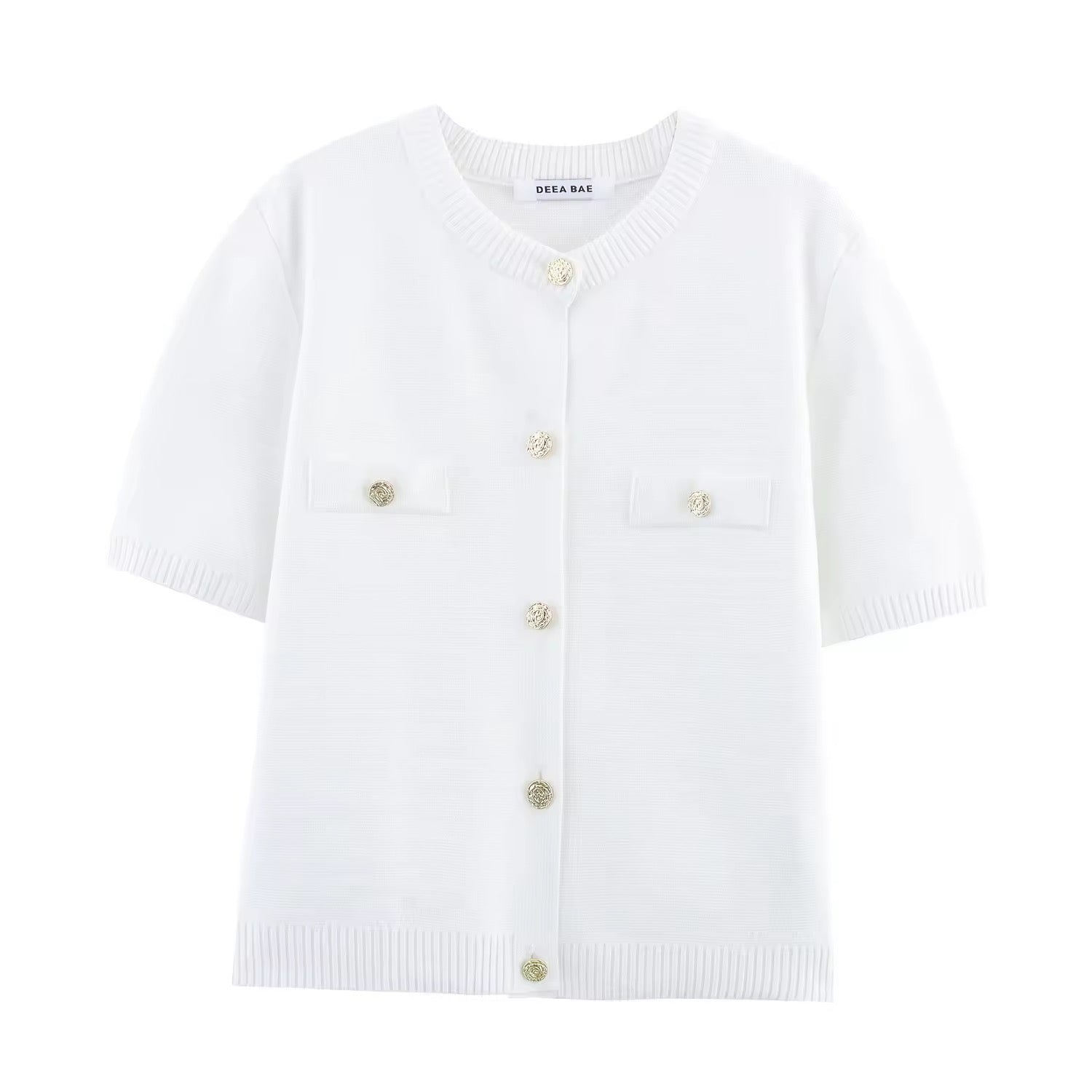 GAIA – Strick-Zweiteiler mit goldfarbenen Knopfdetails