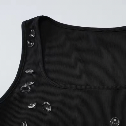 VALENTINA – Figurbetontes Tanktop mit Tropfen-Glasstein