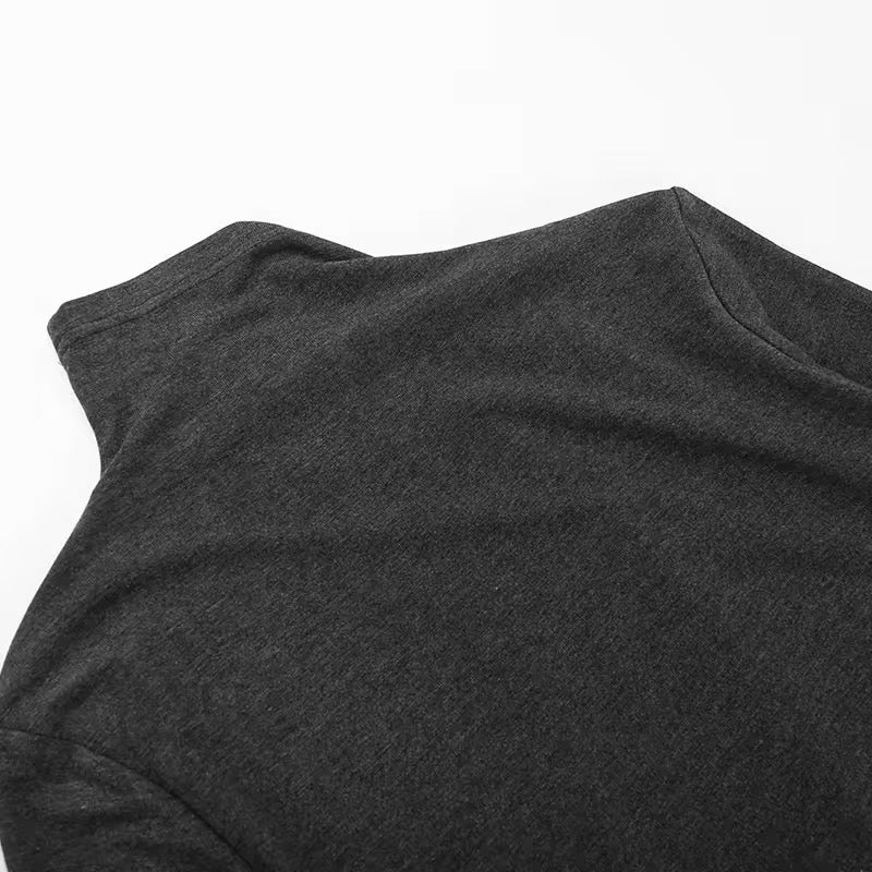 GIULIA – Figurbetontes Kleid mit integriertem Capeüberwurf & Schlitz