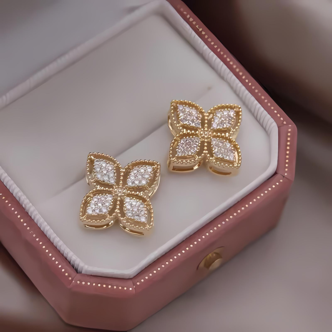 ROBERTA – PRINCESS FLEURE: 14 Karat vergoldete Eleganz