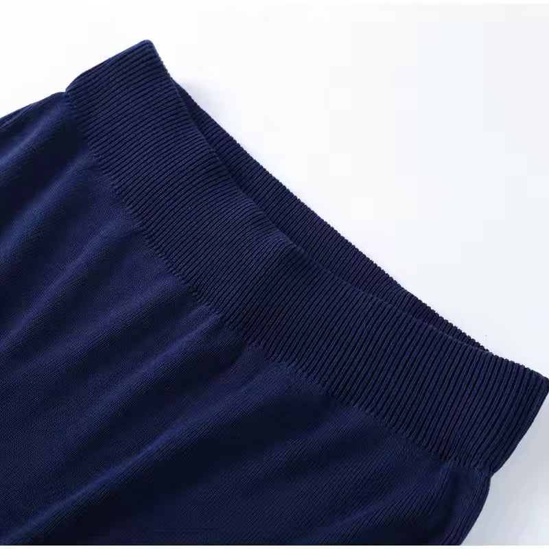 FAYE – Strick-Zweiteiler aus Weste & Rock