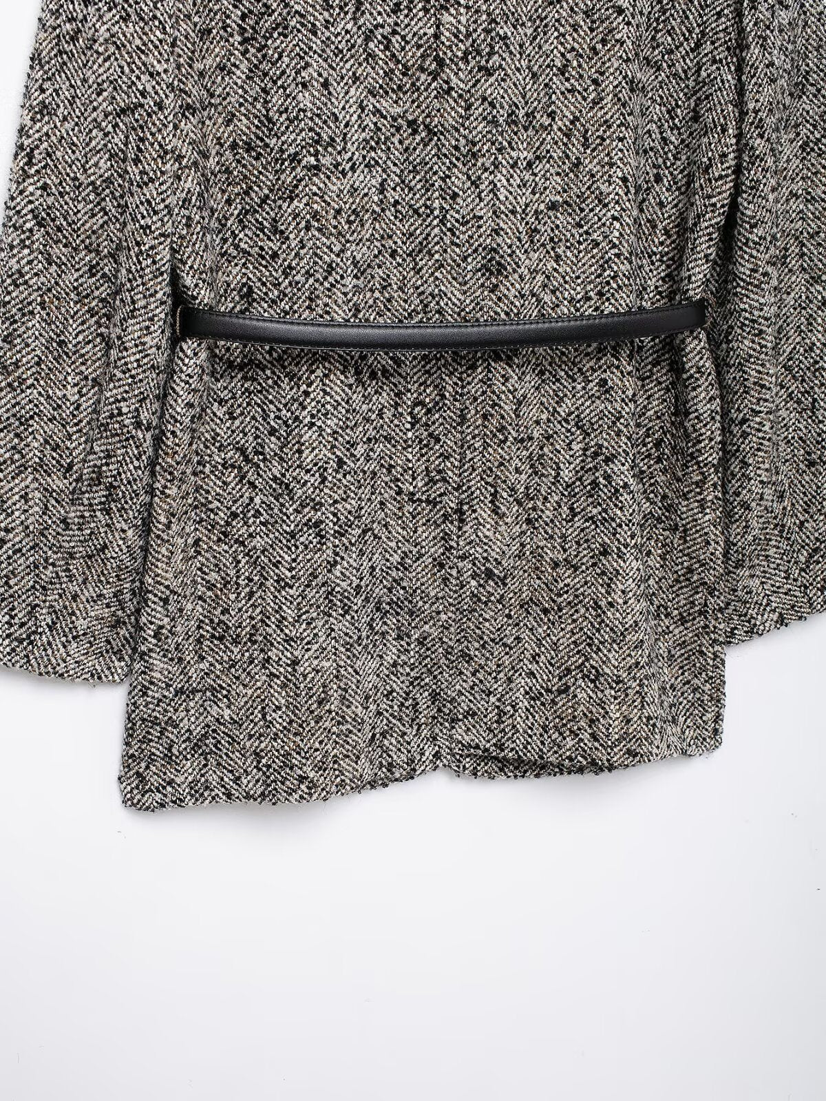 LUX – Statement-Blazer mit Taillengürtel