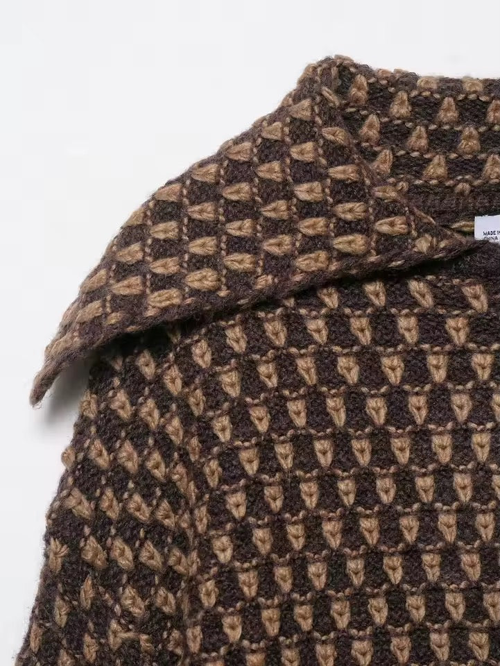 CIRCE – Statement-Strickjacke mit Retro-Muster