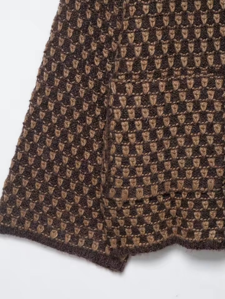 CIRCE – Statement-Strickjacke mit Retro-Muster