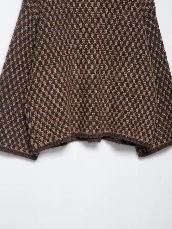 CIRCE – Statement-Strickjacke mit Retro-Muster