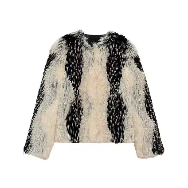 AMELIA - Statement-Kunstfelljacke im Animal-Look