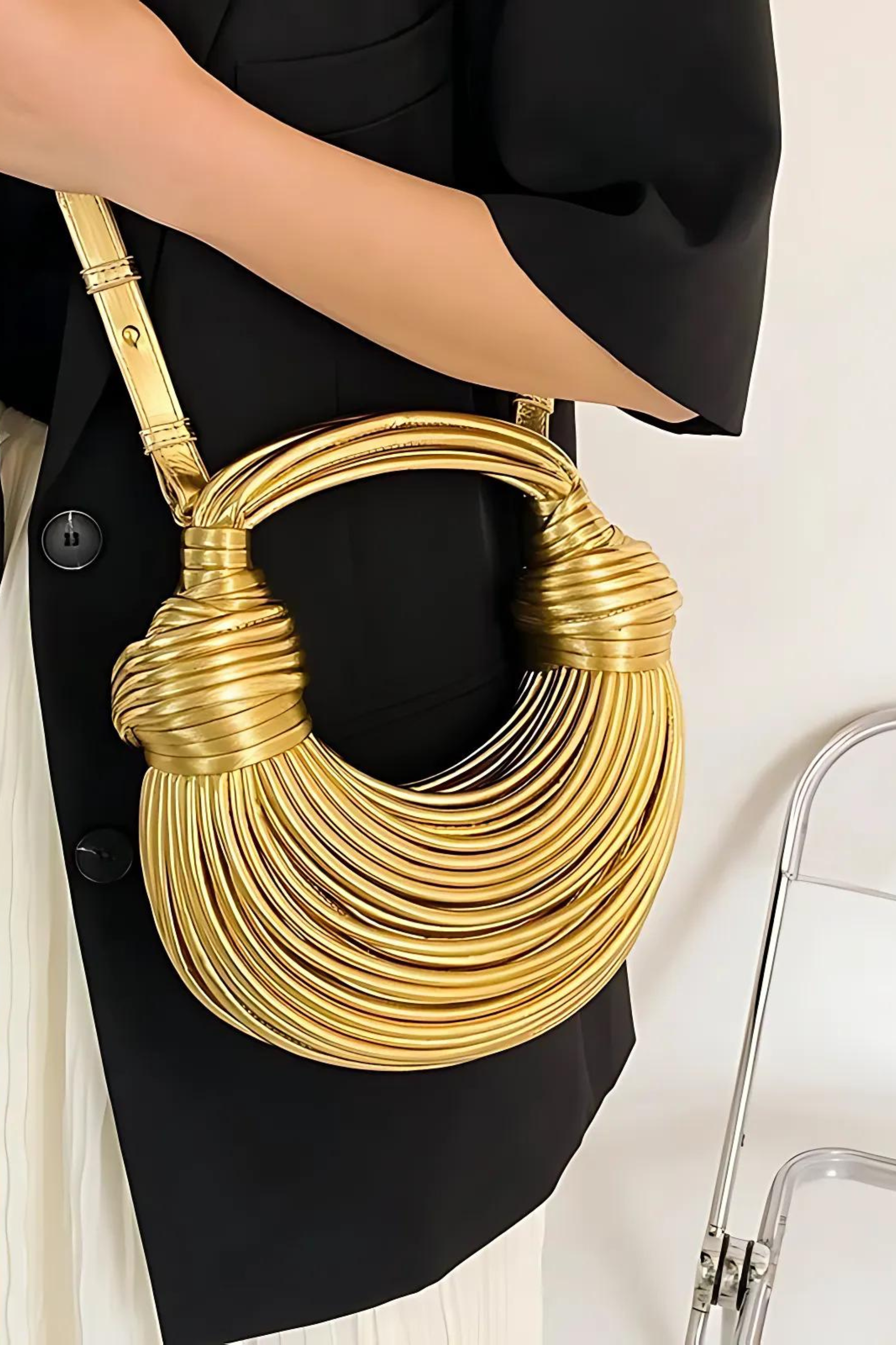 GLAMOROUS KNOT - Extravagante Statement Bag