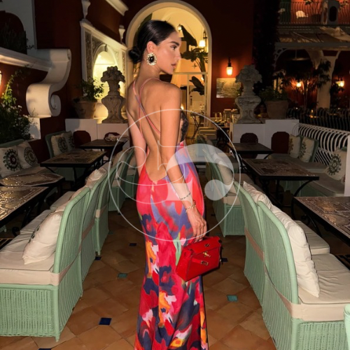 LOLA – Kleid mit Spitzenbesatz & Rückenausschnitt