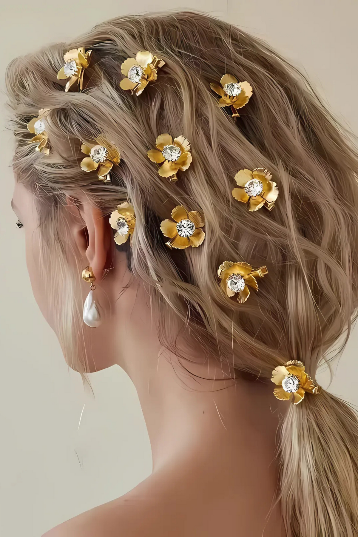 GOLDIE - Hair clips in different shapes