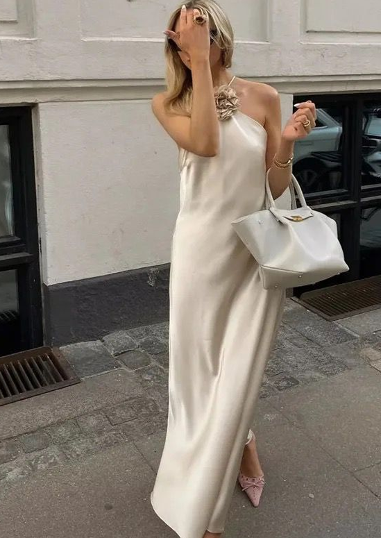 SILKY WILKY - Satinkleid