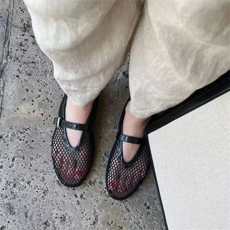 LAYA - Mesh Ballerinas in Lack