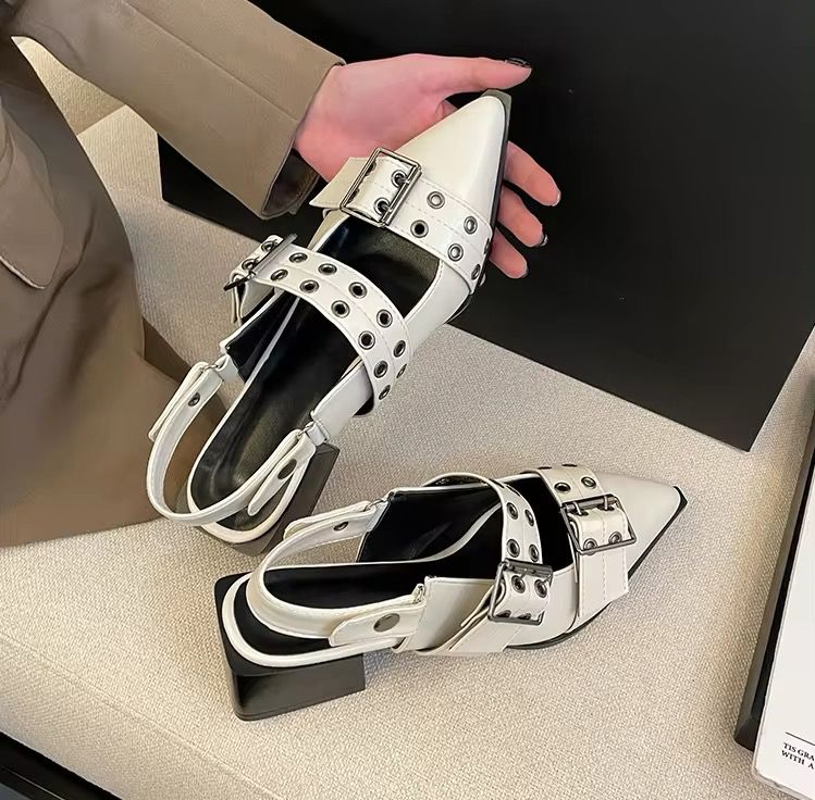 GIA - Spitze Slingback Ballerinas mit Nietendetails