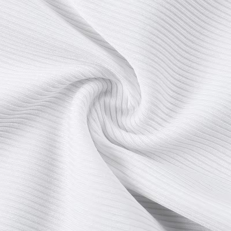 GOU HAND - Geripptes Tanktop mit abnehmbarer Statment Emoji Hand Brosche