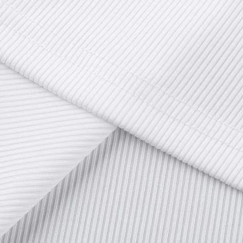 GOU HAND - Geripptes Tanktop mit abnehmbarer Statment Emoji Hand Brosche