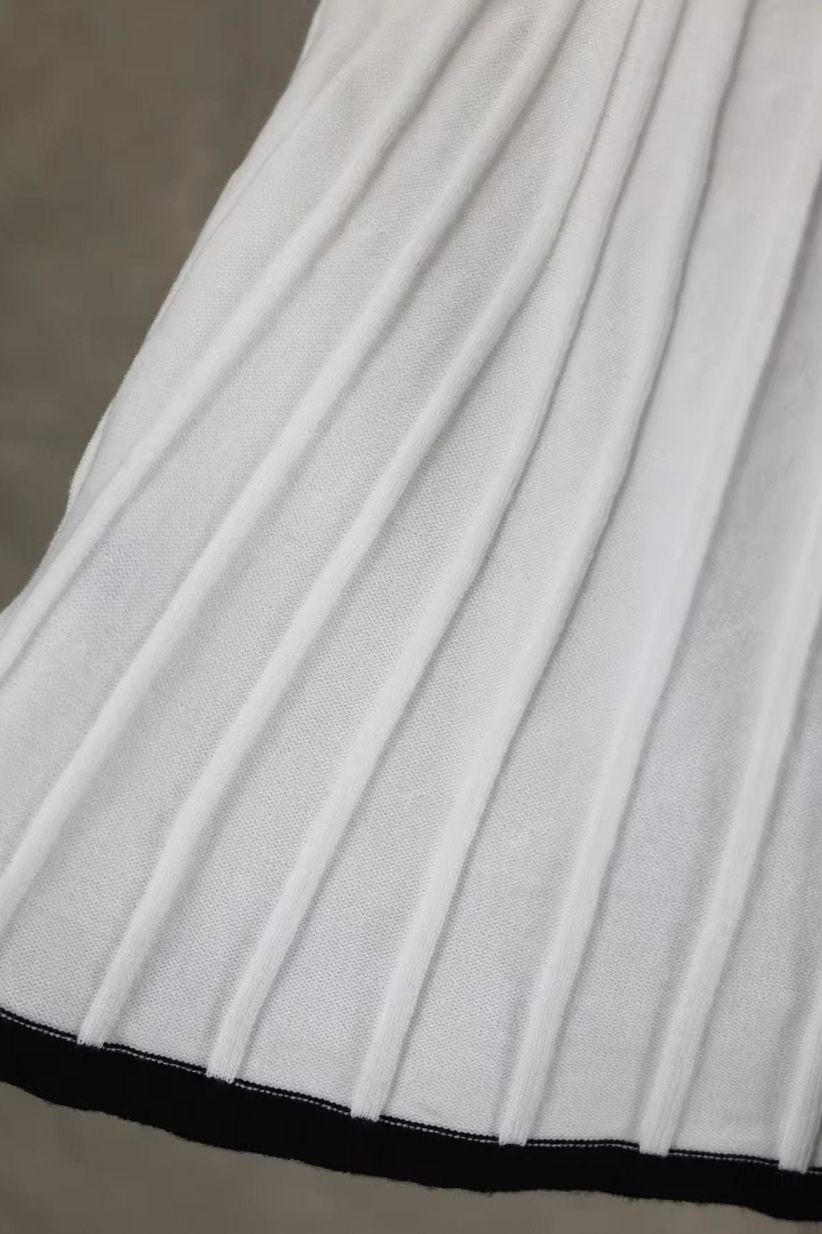 VIVIAN - Kombi-Set Plisseerock & kurzärmliges Crop Top